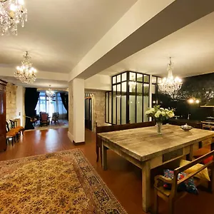 L'heure Bleue - Charme Et Histoire Au Coeur D'avignon Apartment