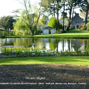  Séjour chez l'habitant Domaine Paysager De Kertanguy France